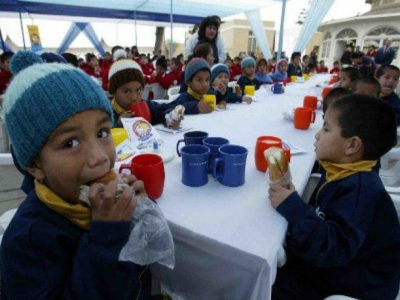 AGALEP: BEBIDA ENTREGADA POR QALI WARMA A NIÑOS NO ES LECHE