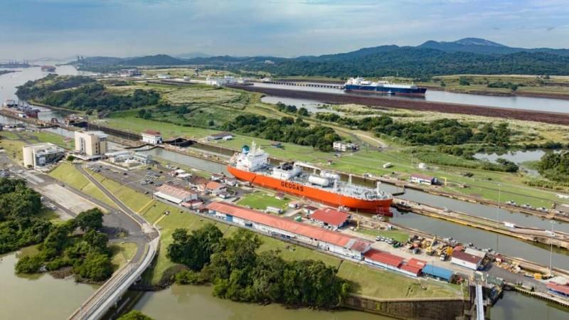 Canal de Panamá aumentó el calado máximo permitido y anuncia más cupos de tránsitos diarios