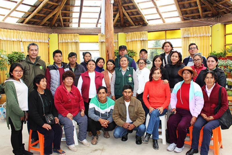 Conforman asociación de productores de plantas en Junín