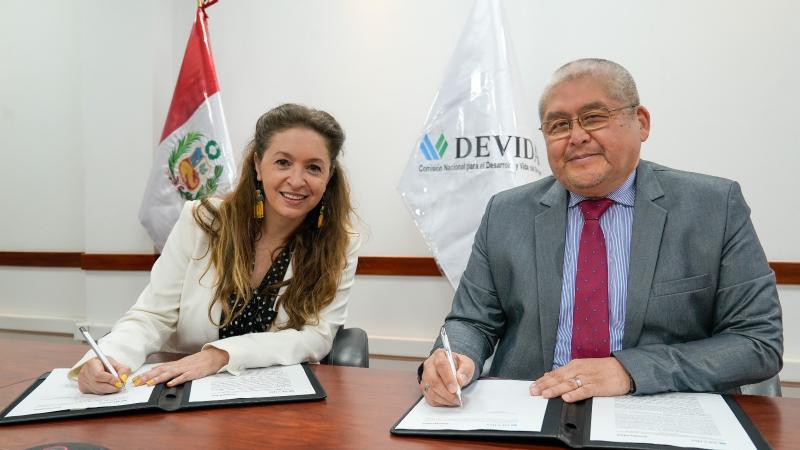 Devida y Solidaridad firman convenio para fortalecer la agricultura sostenible y enfrentar el cambio climático