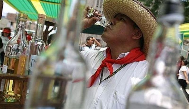 Exportaciones de pisco peruano superan a los despachos del aguardiente de uva chileno