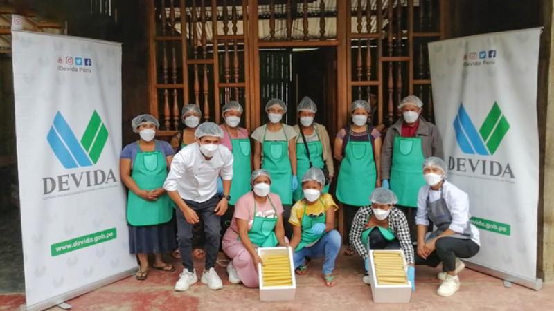 Huánuco: Madres de Cholón inician emprendimiento de chupetes, cremoladas y helados artesanales con frutos locales