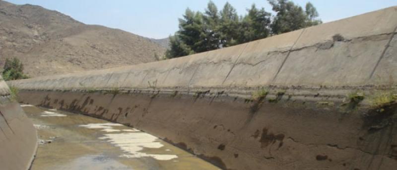 LABORES DE LIMPIEZA EN CANALES DE CHINECAS PRESENTAN UN AVANCE DEL 70%