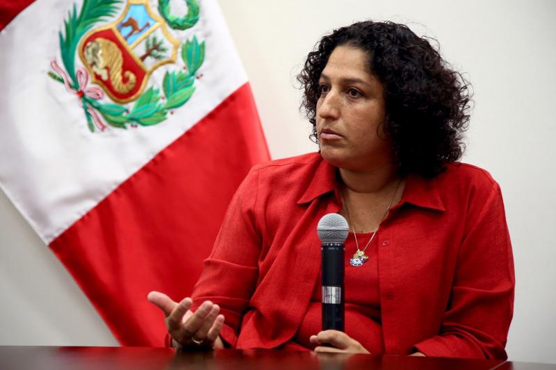 Ministra Fabiola Muñoz se reunirá hoy con gobernadores del sur para tratar problemática del agua