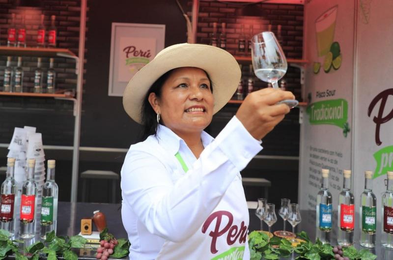 Mypes venden S/ 177.725 en feria por el Día Nacional del Pisco Sour