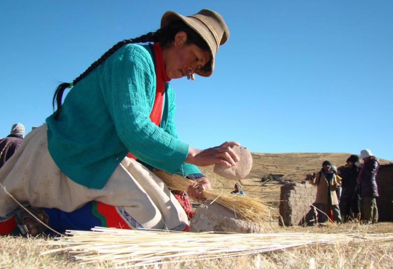 ONU: “Mujeres son pilares esenciales en las comunidades y pueblos indígenas y juegan un papel crucial en la preservación y transmisión de los conocimientos y prácticas tradicionales”