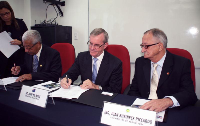 PERÚ FIRMA CONVENIO CON AUSTRALIA 