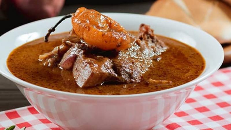 Primer domingo de agosto de cada año se conmemorará  el "Día del Adobo de Cerdo"