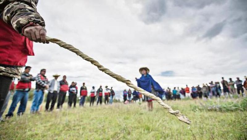 Ronda campesina recibe primera concesión forestal