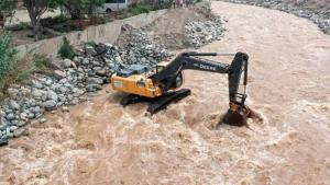 Gobierno acelera descolmatación de ríos ante el Fenómeno El Niño