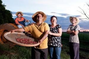 JUNTA NACIONAL DEL CAFÉ PROPUSO A EQUIPO DE PPK ESTRATEGIAS DE RECAMBIO GENERACIONAL EN AGRICULTURA