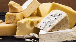 Perú cuenta con más de 388.450 productores lácteos de agricultura familiar que participan en la cadena productiva del queso