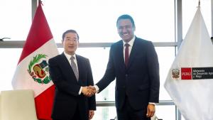 Perú y China firman memorandum de entendimiento para declarar al Perú libre de fiebre aftosa