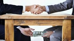 Burocracia estatal, corrupción… y demonización empresarial